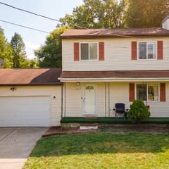 Miller Brite + 3 Queen beds/1.5 bth + Large Deck + Fenced Yard