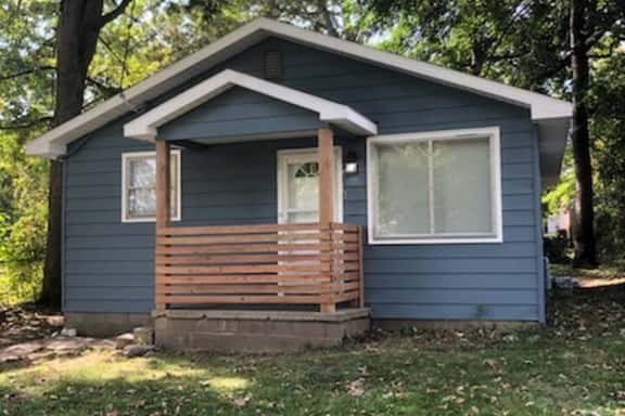 Cute, Cozy, and Completely Renovated - Image 1