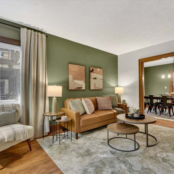 Shepard Haus + 4 bd/2 bath + Near MSU - Image 1